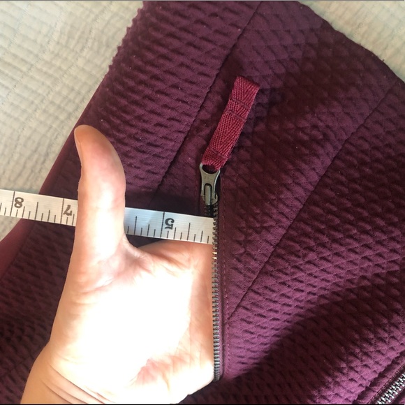 Polish Maroon form-fitting blazer from Sir Oliver - Picture 7 of 15